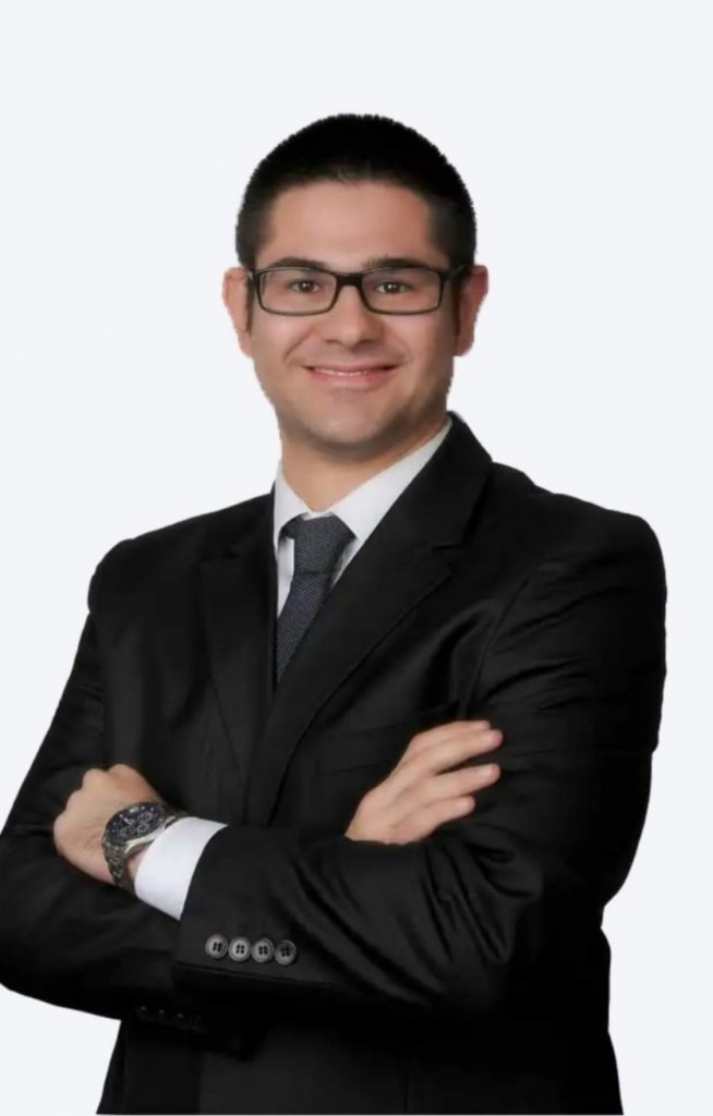 Av. Hakan Arslanbay